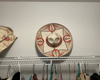 NICE MEXICAN HAT