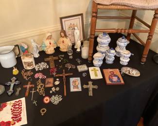 RELIGIOUS COLLECTIBLES 