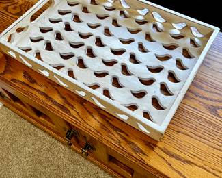 CUT OUT BIRDS TABLE TRAY