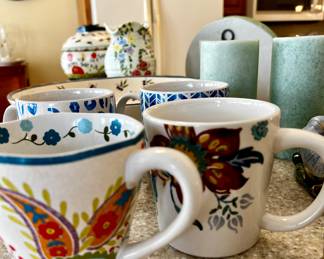 PAINTED PORCELAIN MUGS / CUPS