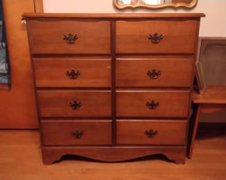 8-Drawer Chest (1 of 4 piece bedroom set)