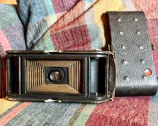 VIntage 1909 Kodak No 3 Model H Folding Pocket Camera.