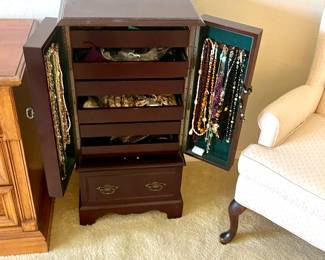 Jewelry box with fashion jewelry
