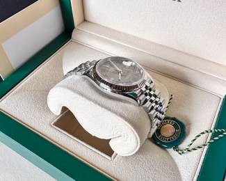 2022 - Rolex 36mm Datejust Jubilee Bracelet White Gold Bezel Wimbledon Dial - NEVER WORN - Box, Papers, Card