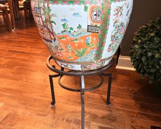 Rose Medallion Fish Bowl 