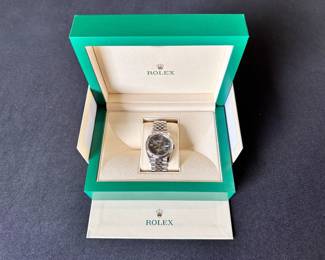 2022 - Rolex 36mm Datejust Jubilee Bracelet White Gold Bezel Wimbledon Dial - NEVER WORN - Box, Papers, Card