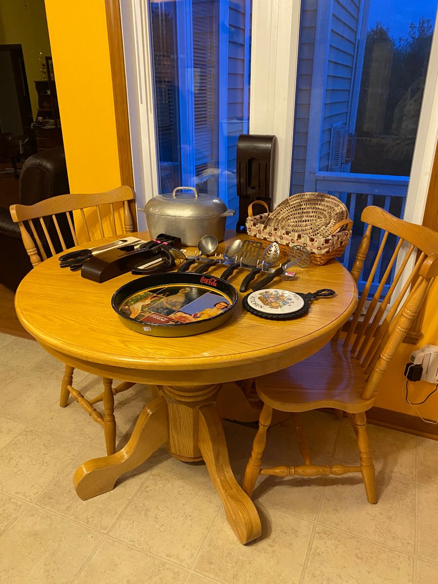 Roscoe Estate Sale hosted by Jolly Estate Sales starts on 4/19/2024