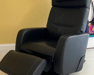 Human touch “perfect chair”