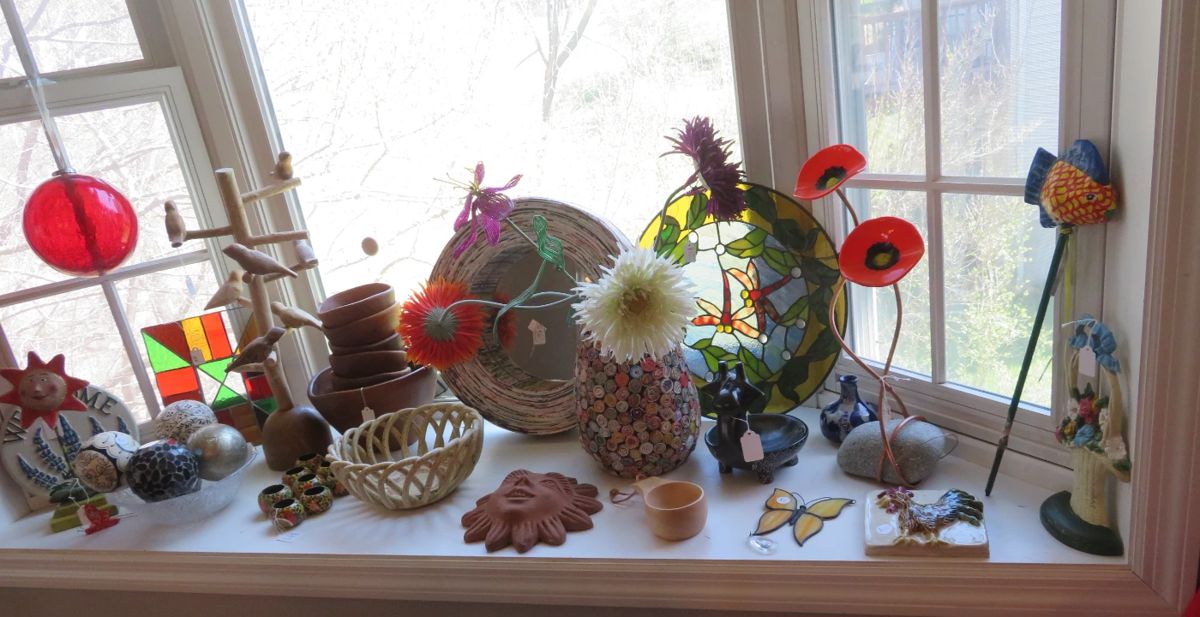 AMAZING COLLECTOR'S PARADISE CORALVILLE SALE starts on 4/13/2024