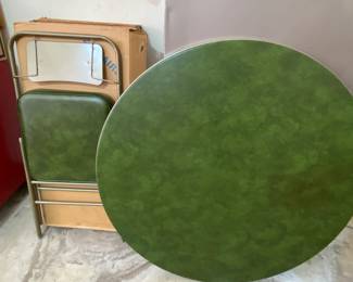 Samsonite round 40, green vinyl, 4 folding chairs, still in box