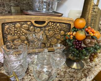 Vintage bread box, metal copper tone