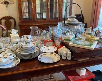 Mahogany Hutch and Dining Room Table by American Drew, Hutch 68x88x18 Lighted with beveled glass, Dining Room Table 44x74, 6 chairs, 2 leafs 18inches ea