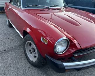 1978 Fiat 124 Spider - 75140 miles 