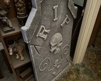 witches halloween gargoyles goblin skeleton  skull 