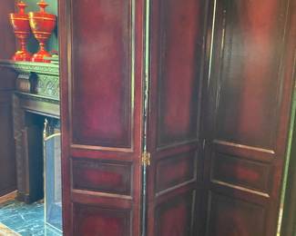 3 PANEL LEATHER SCREEN