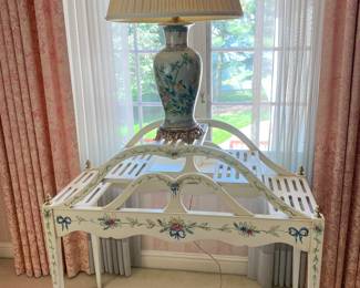 CHELSEA HOUSE PLANT HOLDERAND WESTMORELAND LAMP