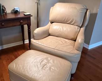 Distinction Leather armchair and ottoman