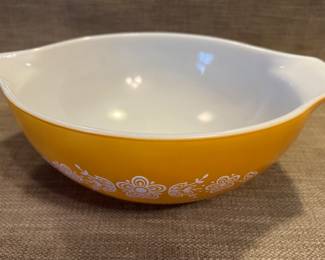 Pyrex "Butterfly" bowl