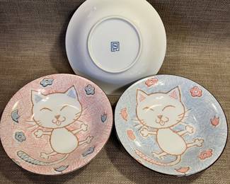 TDS Kawaii Toya bowls (2 blue, 1 pink)