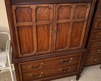 Vintage Bachelor Chest