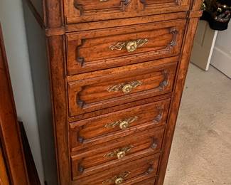 Drexel Jewelry/Lingerie Chest