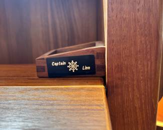 Vintages MCM Danish Teak Bar on Casters by D-Scan Made in Singapore IN EXCELLENT CONDITION 