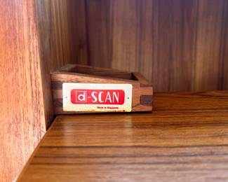 Vintages MCM Danish Teak Bar on Casters by D-Scan Made in Singapore IN EXCELLENT CONDITION 