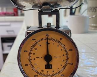 Mini kitchen scale