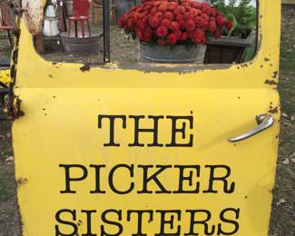 The Picker Sisters have returned to run this private estate sale.
