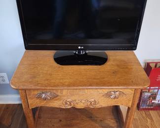 Flat screen TV, (Nightstand sold)