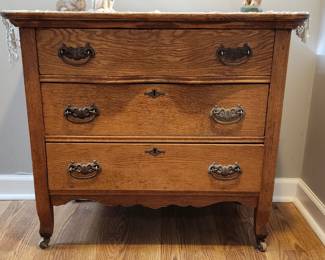 3 drawer oak low dresser