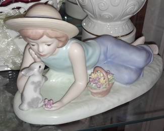 Lenox Figurine - Springtime Bunny Daydreams
