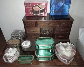Trinket & Jewelry Boxes