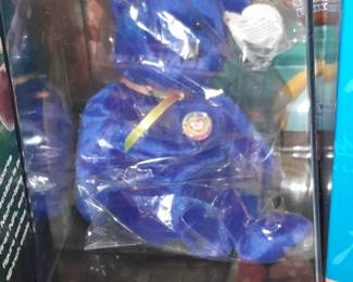 HUNDREDS Of TY Beanie Baby Plushies W/ The Tags & Packaging