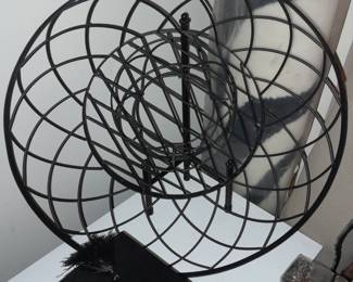 Oversized Decorative Black Wire Fruit Bowl W/ Stand