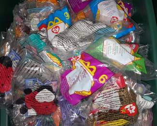 HUNDREDS Of TY Beanie Baby Plushies W/ The Tags & Packaging