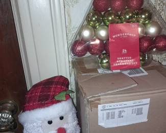 An ENTIRE Bedroom Full Of BRAND NEW Christmas Bedding, Decor, Ornaments, Light Ups, &, MORE!