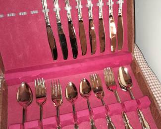 Flatware Set