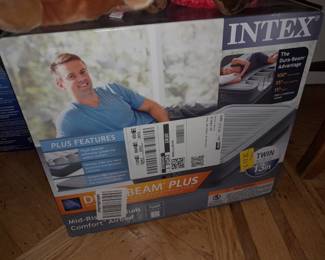 BRAND NEW Intex Inflatable Twin Mattress