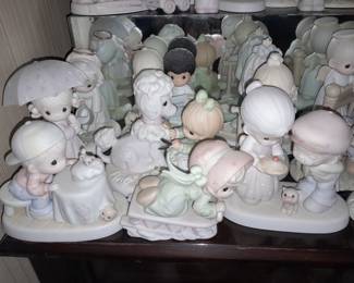 HUNDREDS Of Precious Moments Figurines