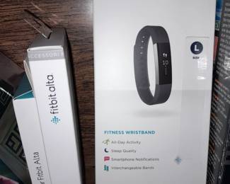 BRAND NEW Fitbit Alta Set