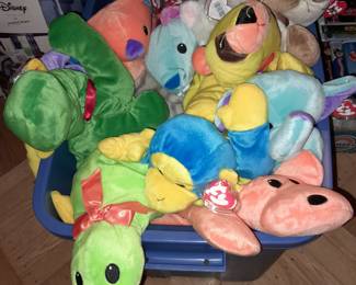 HUNDREDS Of TY Beanie Baby Plushies W/ The Tags & Packaging