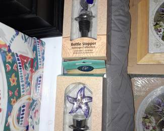 BRAND NEW Bottle Stoppers