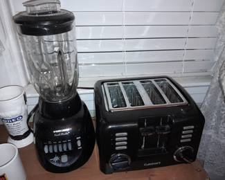 Black & Decker Blender & Cuisinart Toaster
