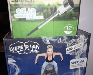 BRAND NEW Solar Light Set & Superior All-In-One System