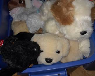 HUNDREDS Of TY Beanie Baby Plushies W/ The Tags & Packaging