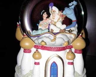Disney Collectible Snowglobe (Aladdin)