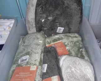 BRAND NEW Bathroom Rugs, Towels, Etc.