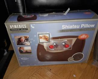 BRAND NEW Homedics Shiatsu Pillow