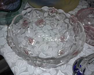 BEAUTIFUL Collection Of Colored Crystal & Art Glass